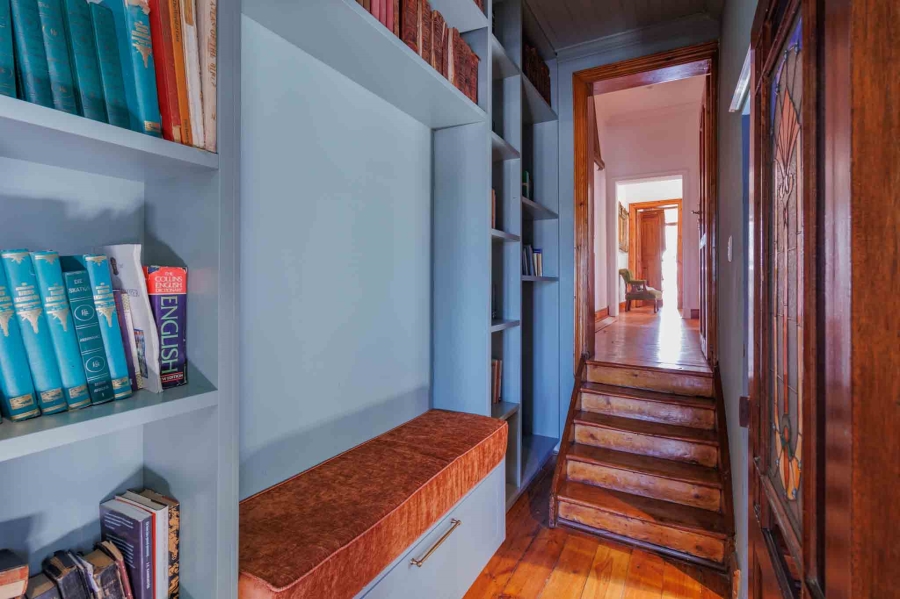 4 Bedroom Property for Sale in Gardens Western Cape